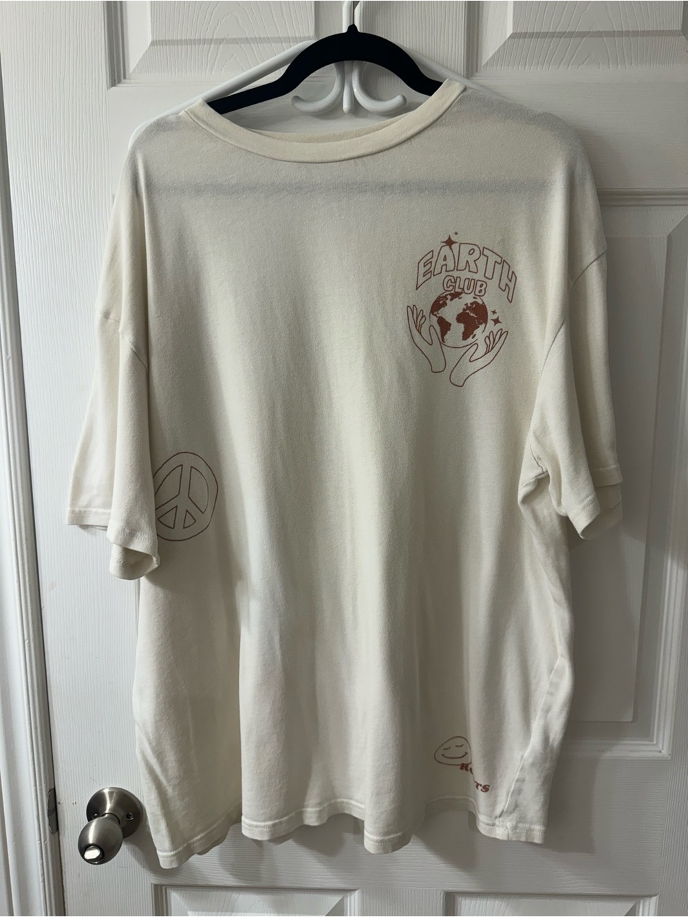 Roots Cream 'Earth Club' Graphic Short Sleeve Tee